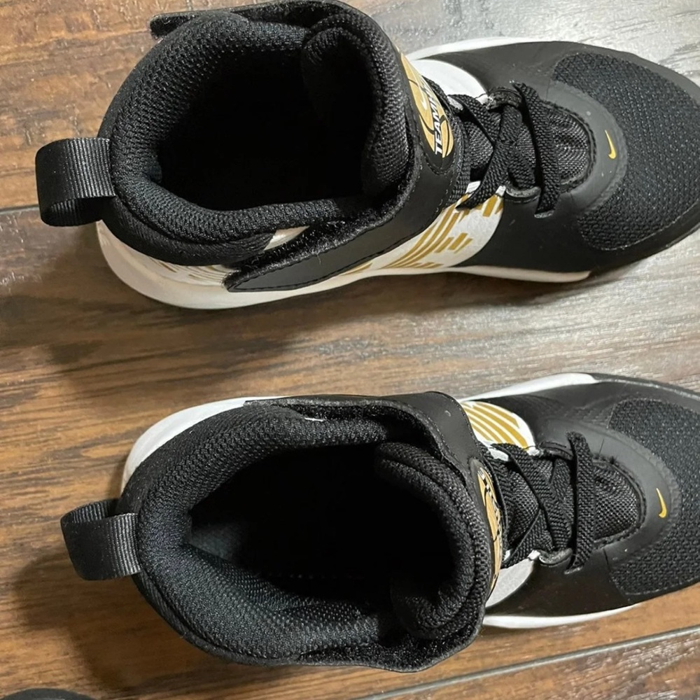 Nike shoes size 13